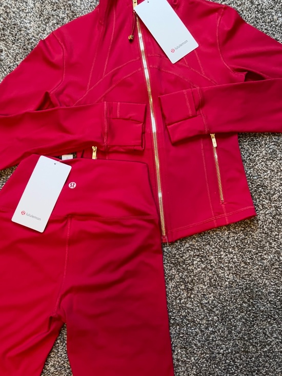 lululemon athletica Pants - lululemon Cropped Jacket & SHORTS Set with Gold Zipper Size 4